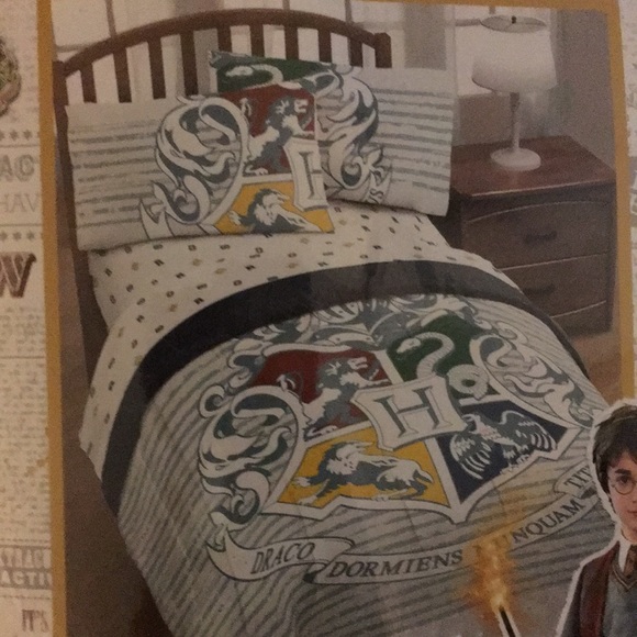 Warner Bros. Bedding New Harry Potter Twin Full Comforter Poshmark